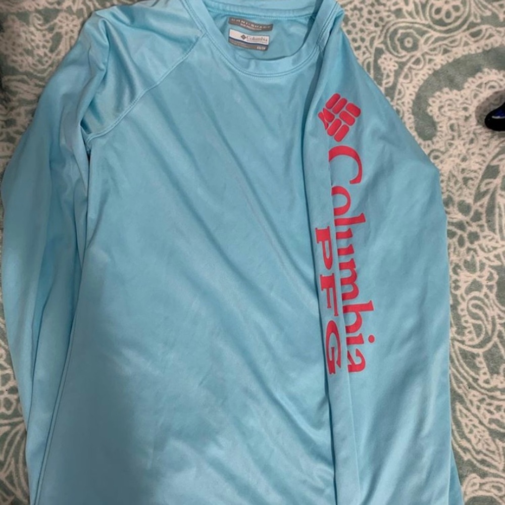 Light blue Columbia shirt!